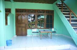 Standard room at Mainski, Nusa Lembongan Hotel, Bali.