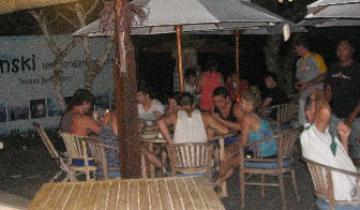 Group dining on Nusa Lembongan